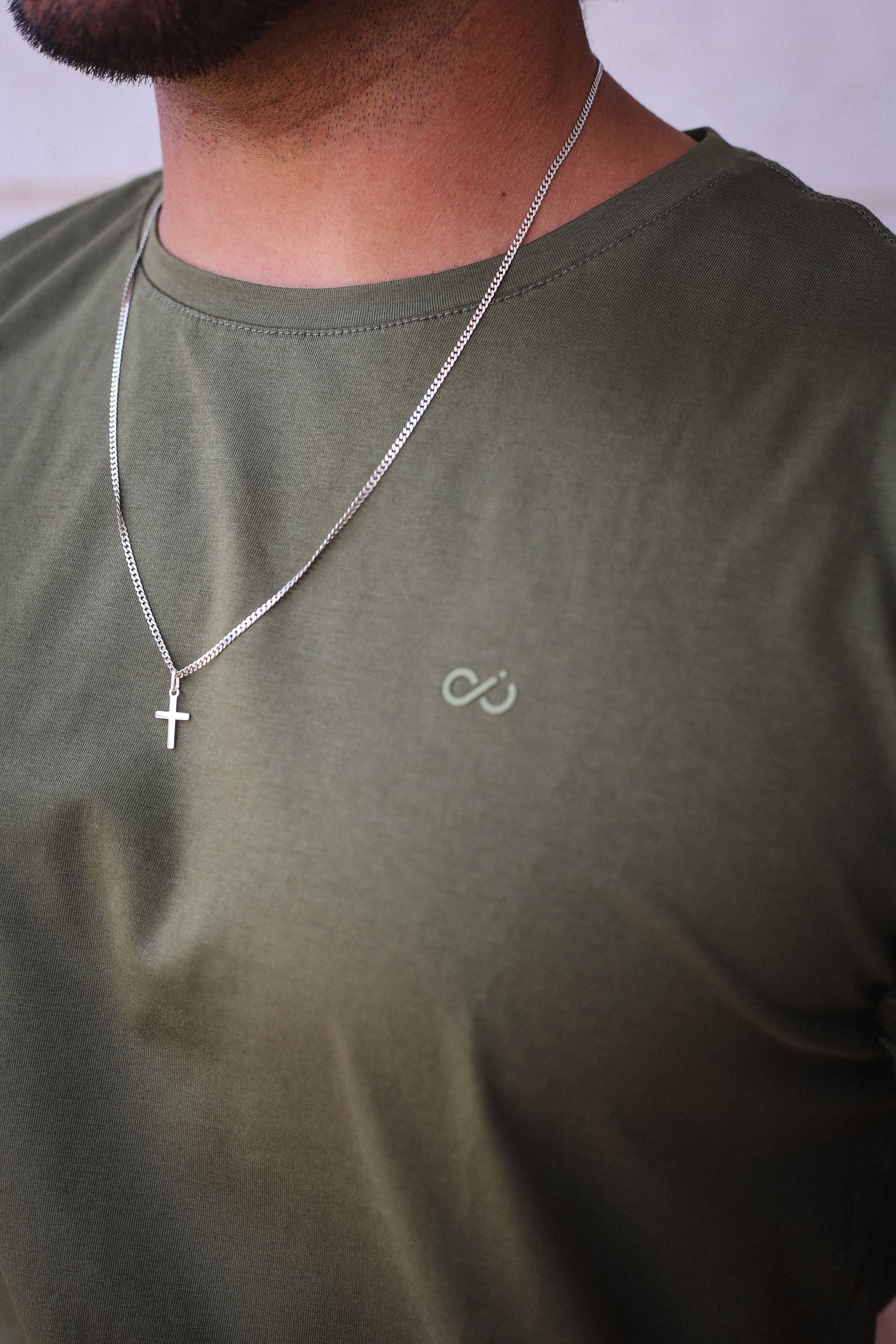 Camisa Básica Verde tom/tom