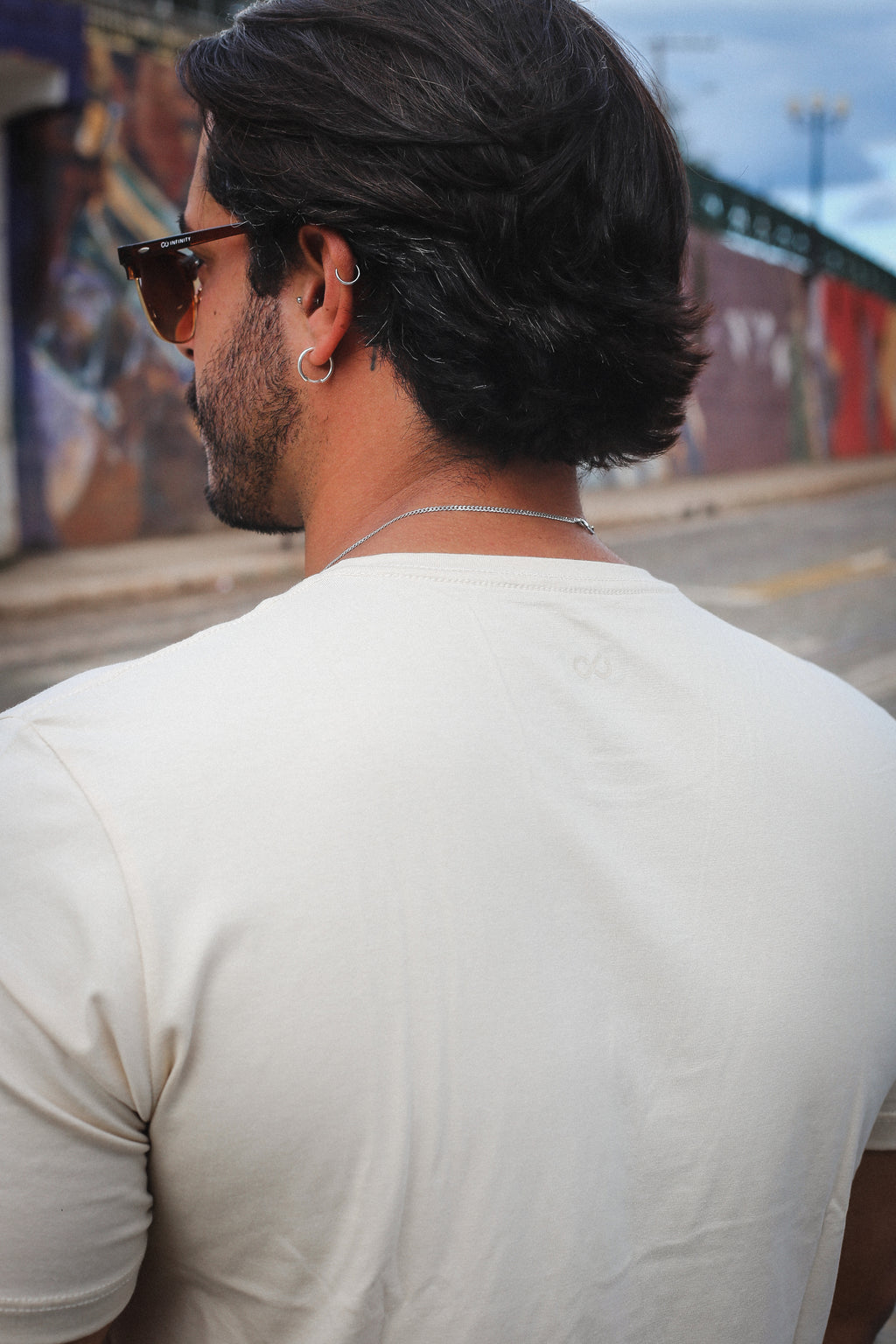 Camisa Infinity básica bege Tom/tom