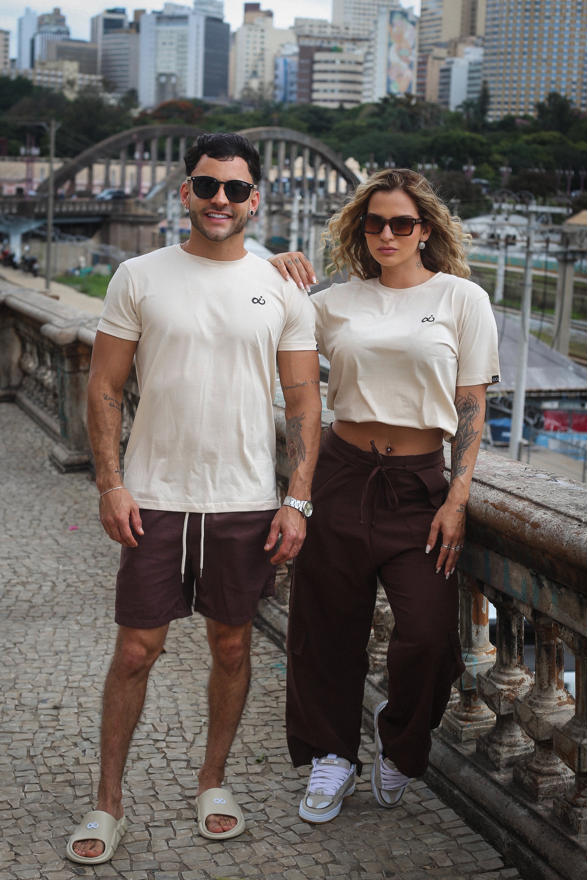 Camisa Infinity bege Ave