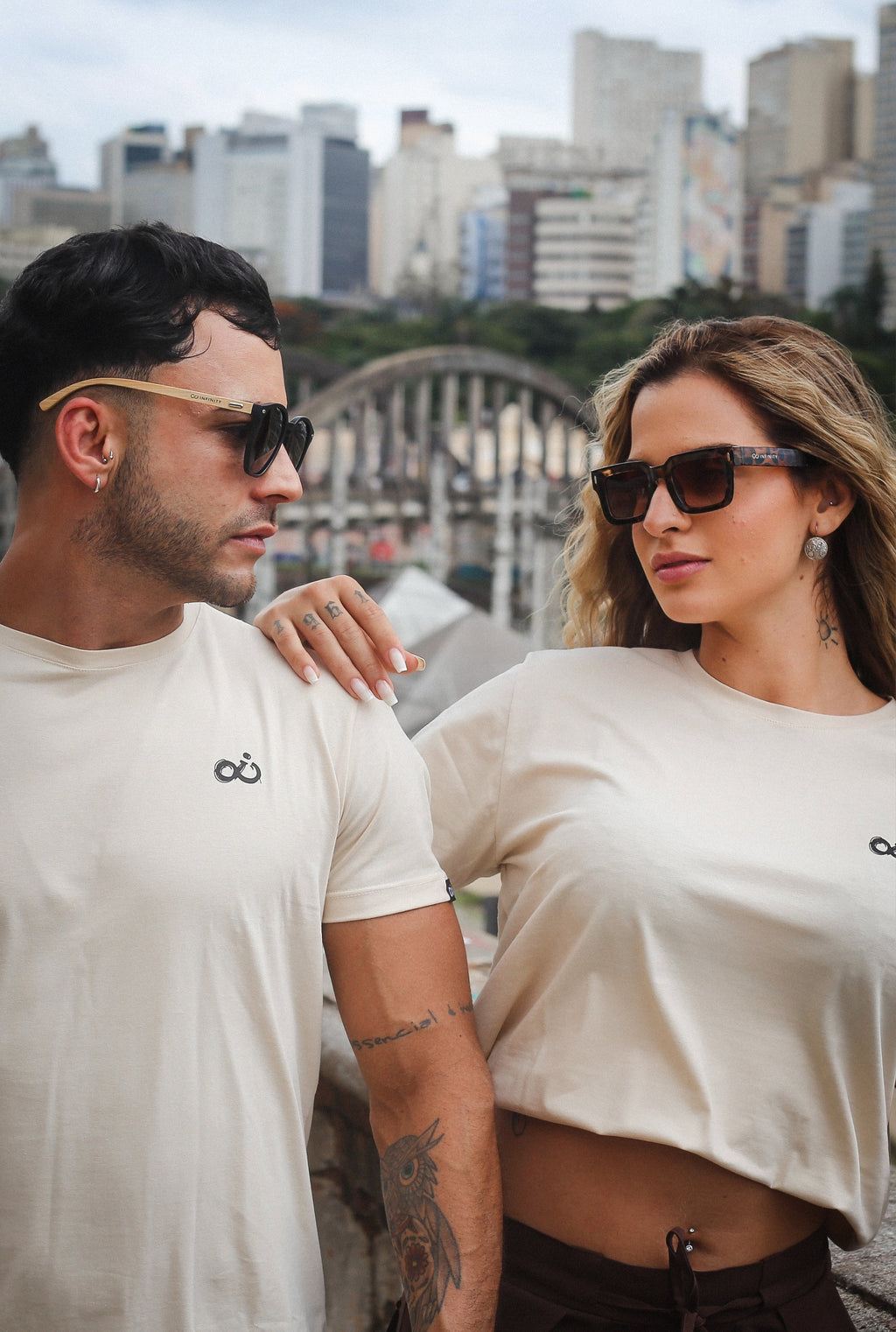 Camisa Infinity bege Ave