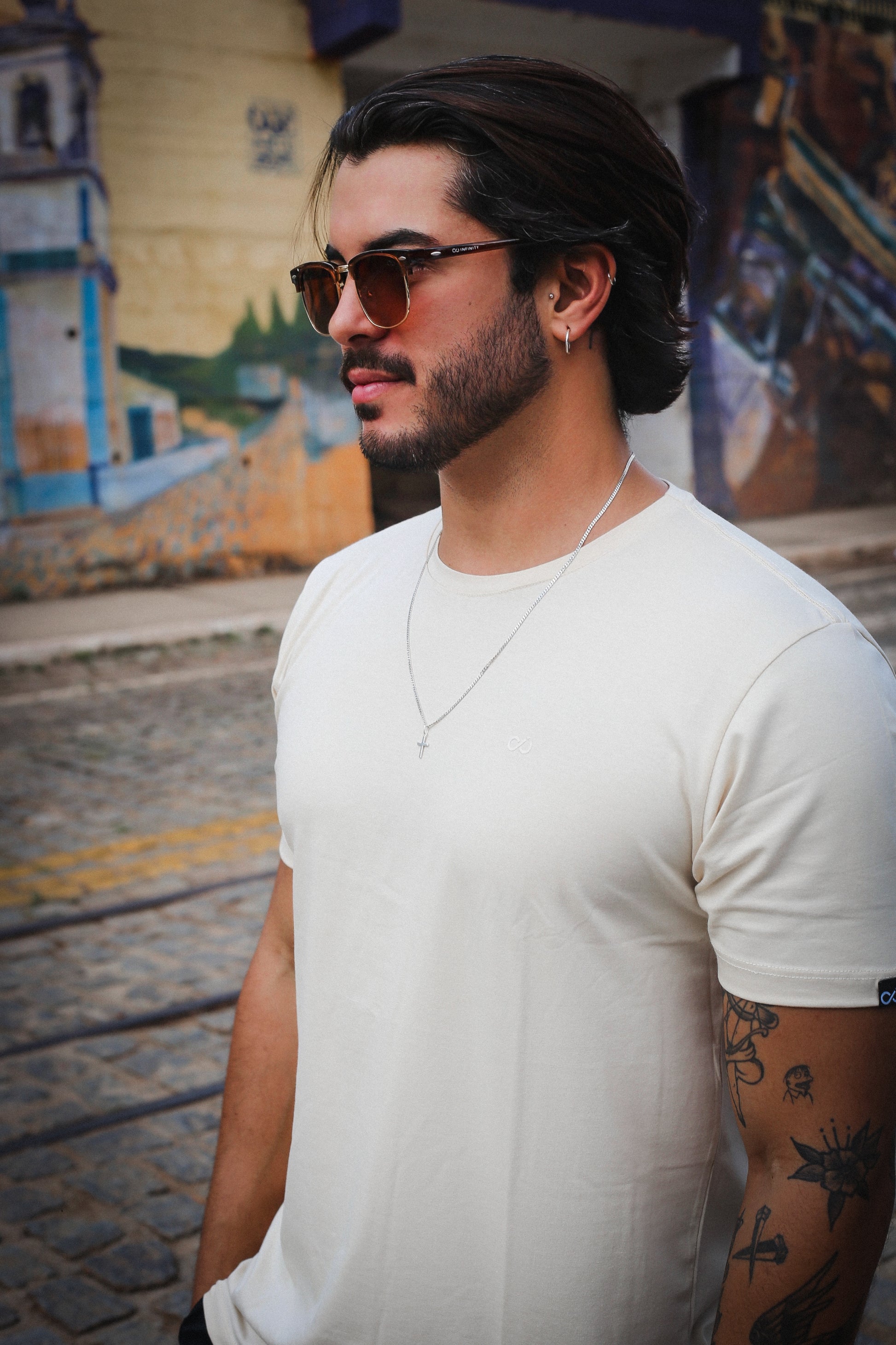 Camisa Infinity básica bege Tom/tom