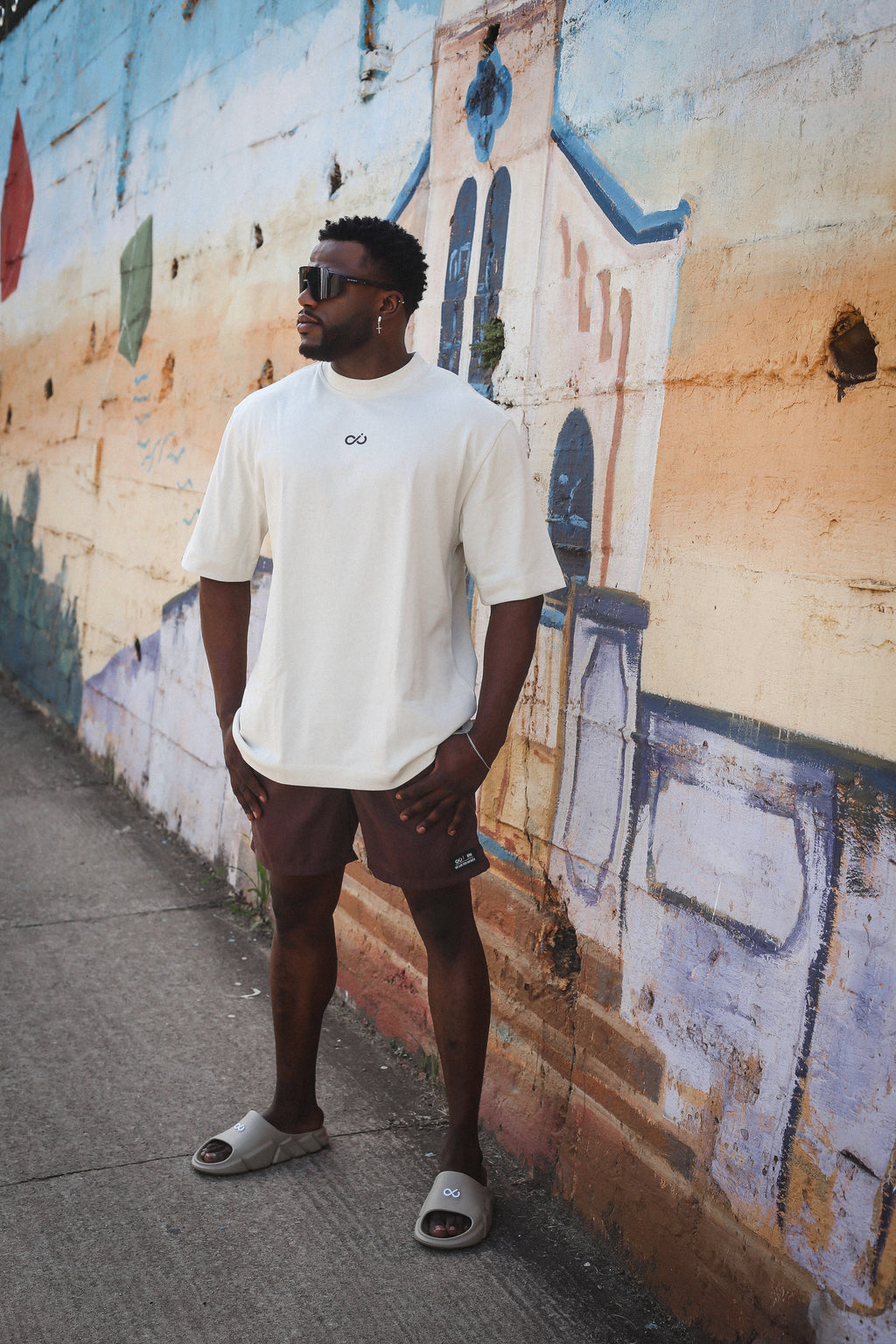 Camisa Infinity Oversized bege Básica