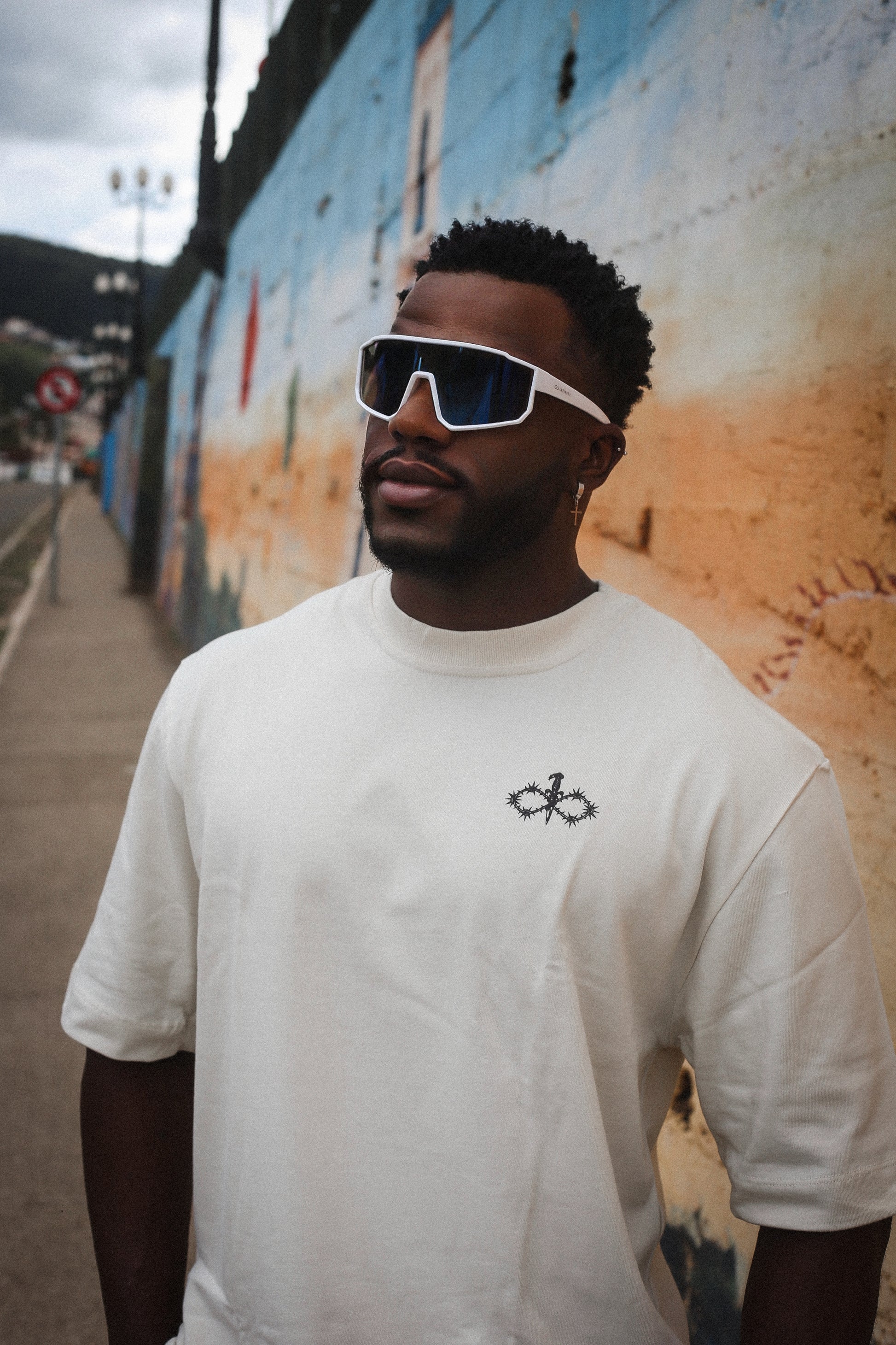 Camisa Infinity Oversized bege Arame