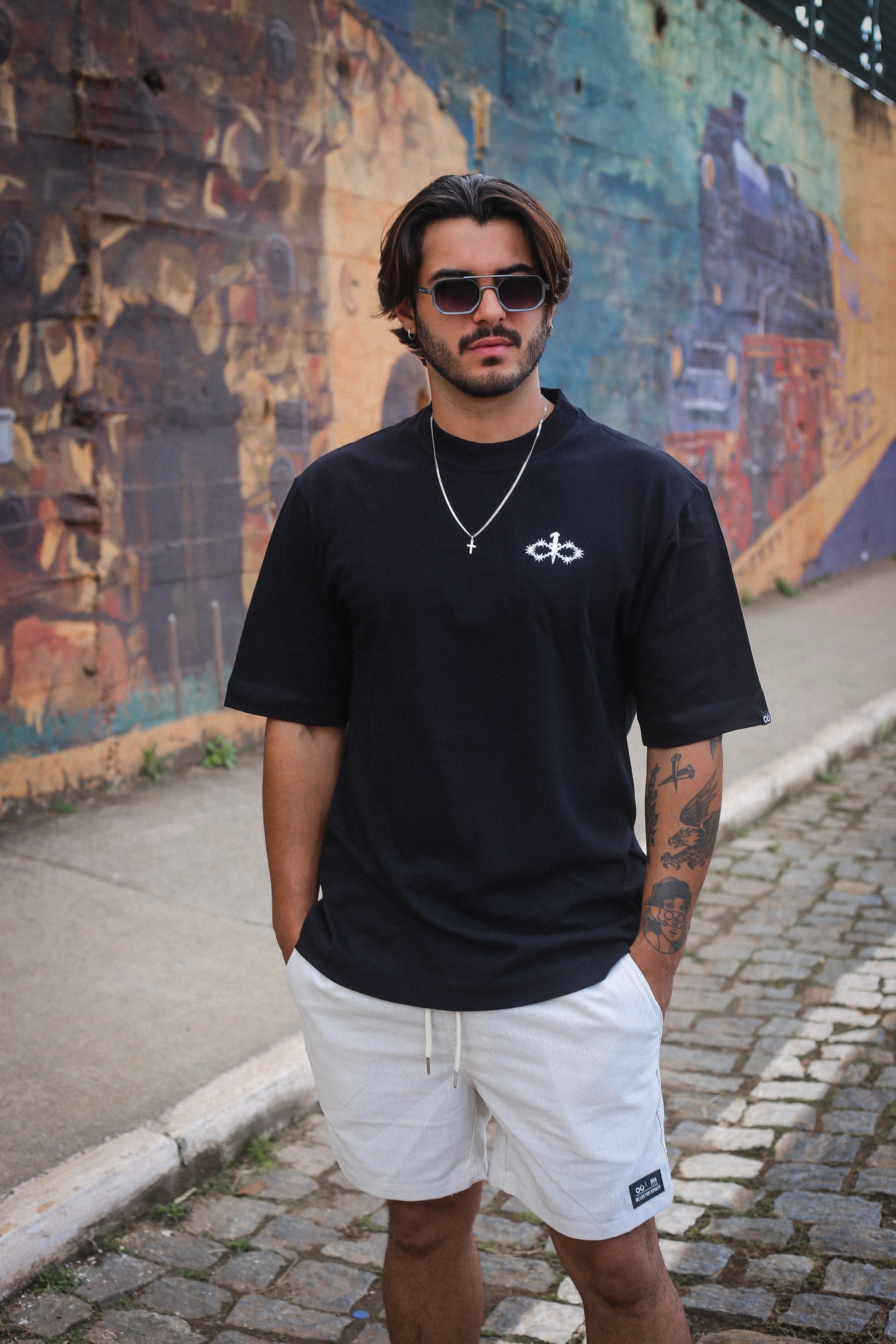 Camisa Infinity Oversized preta Arame