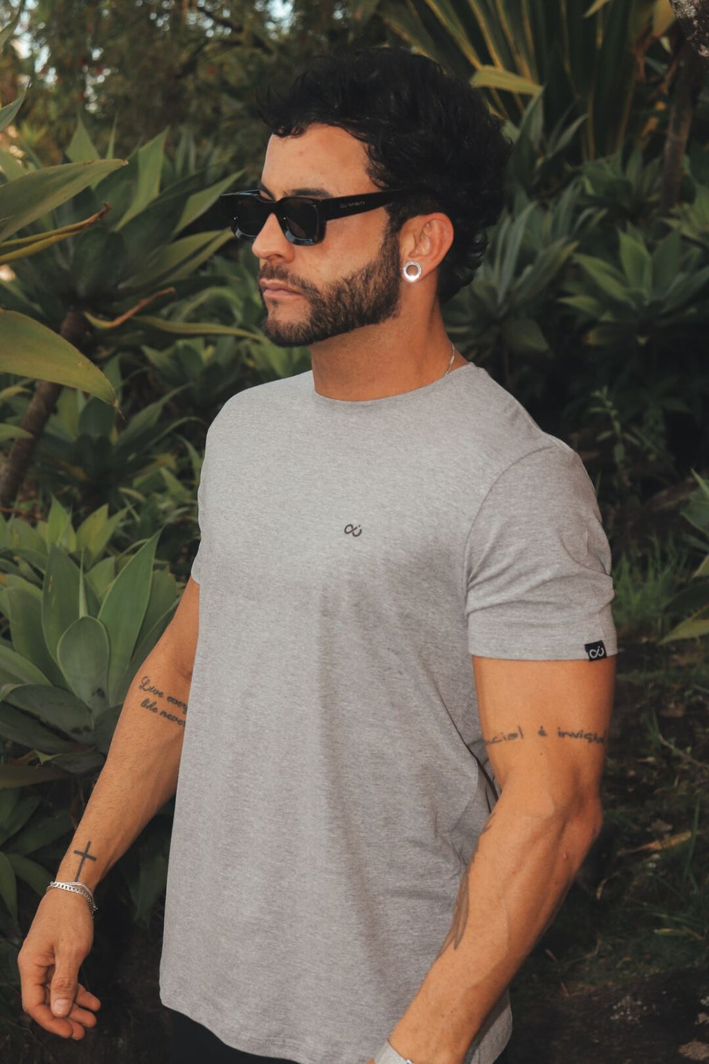 Camisa Básica Infinity
