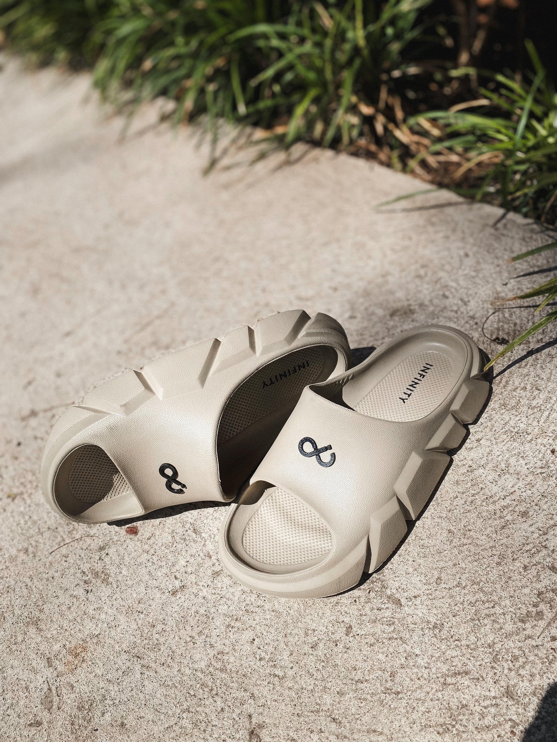 Chinelo Nuvem Infinity