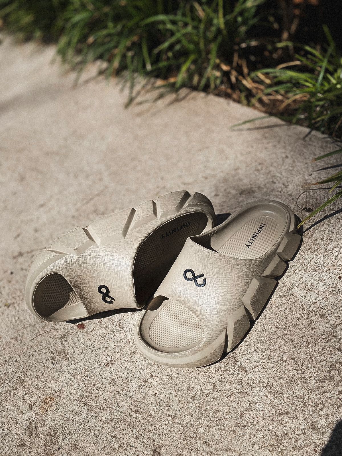 Chinelo Nuvem Infinity